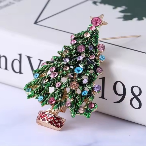 Betsey Johnson Festive Christmas Tree Brooch Blue  Colorful Rhinestones - Picture 6 of 6